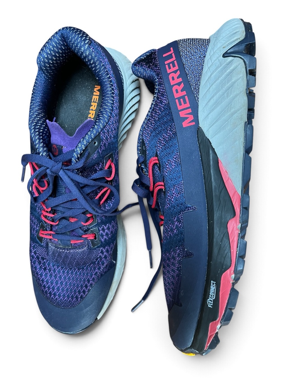 Merrell men’s size 10.5 Blue Trail Running Shoes with Pink Accent
